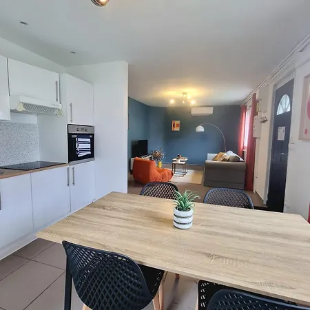 Le - Rez De Jardin Apartment *