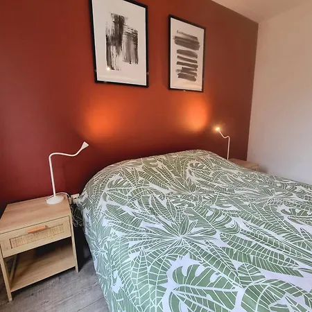 Le - Rez De Jardin Apartment *