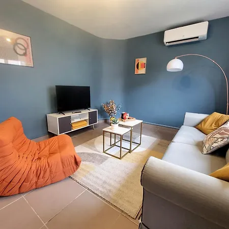 Le - Rez De Jardin Apartment